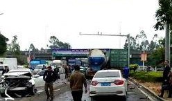 唐河双河交通事故最新爆料,多车相撞，伤亡情况持续更新